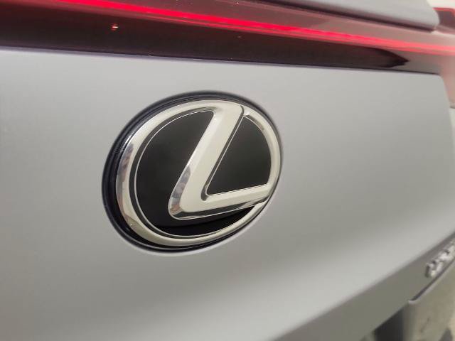 Used 2023 Lexus UX 250h F Sport FWD image 5