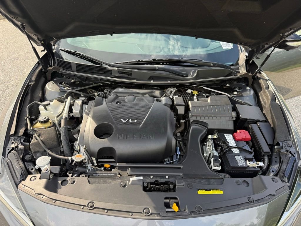 Used 2019 Nissan Maxima Platinum w/ Sport Mat Group FWD image 15