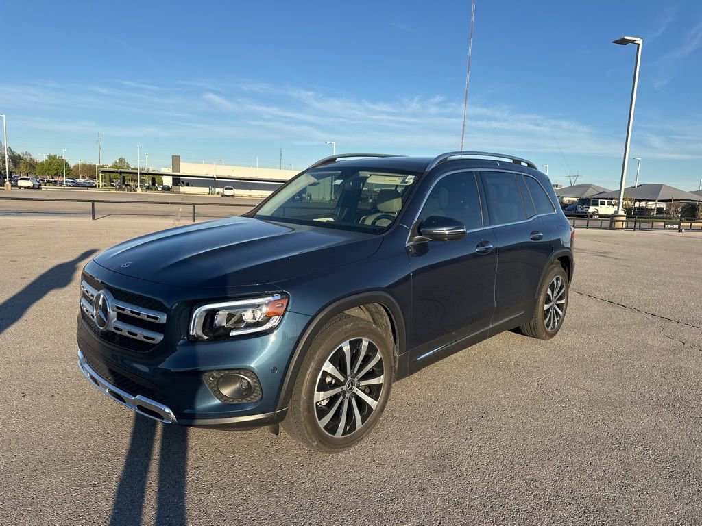 Used 2023 Mercedes-Benz GLB 250 4MATIC image 1