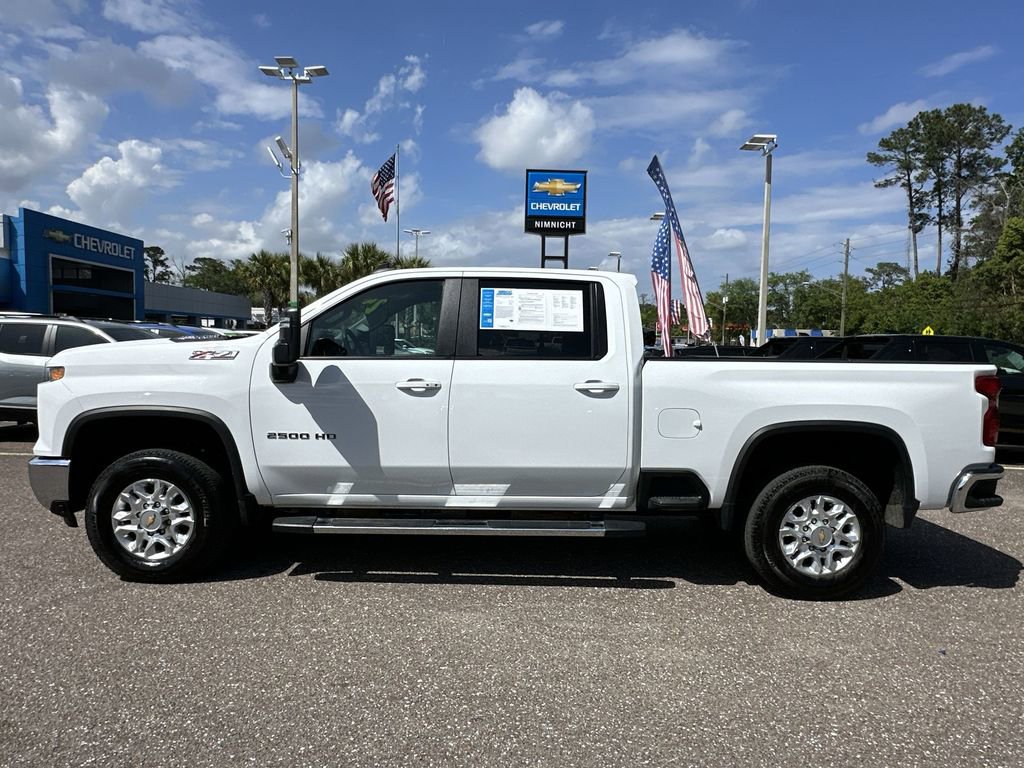 Used 2025 Chevrolet Silverado 2500 LT AWD/4WD image 13