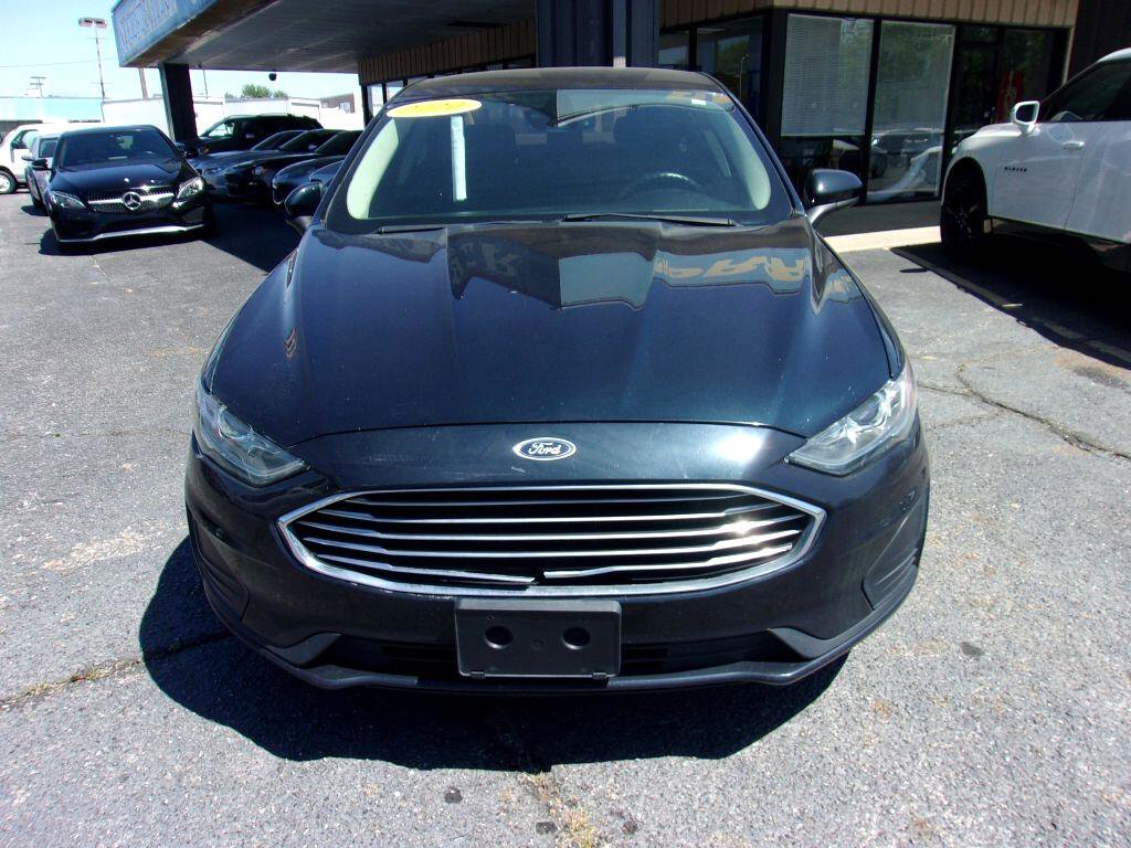 Used 2020 Ford Fusion SE image 3