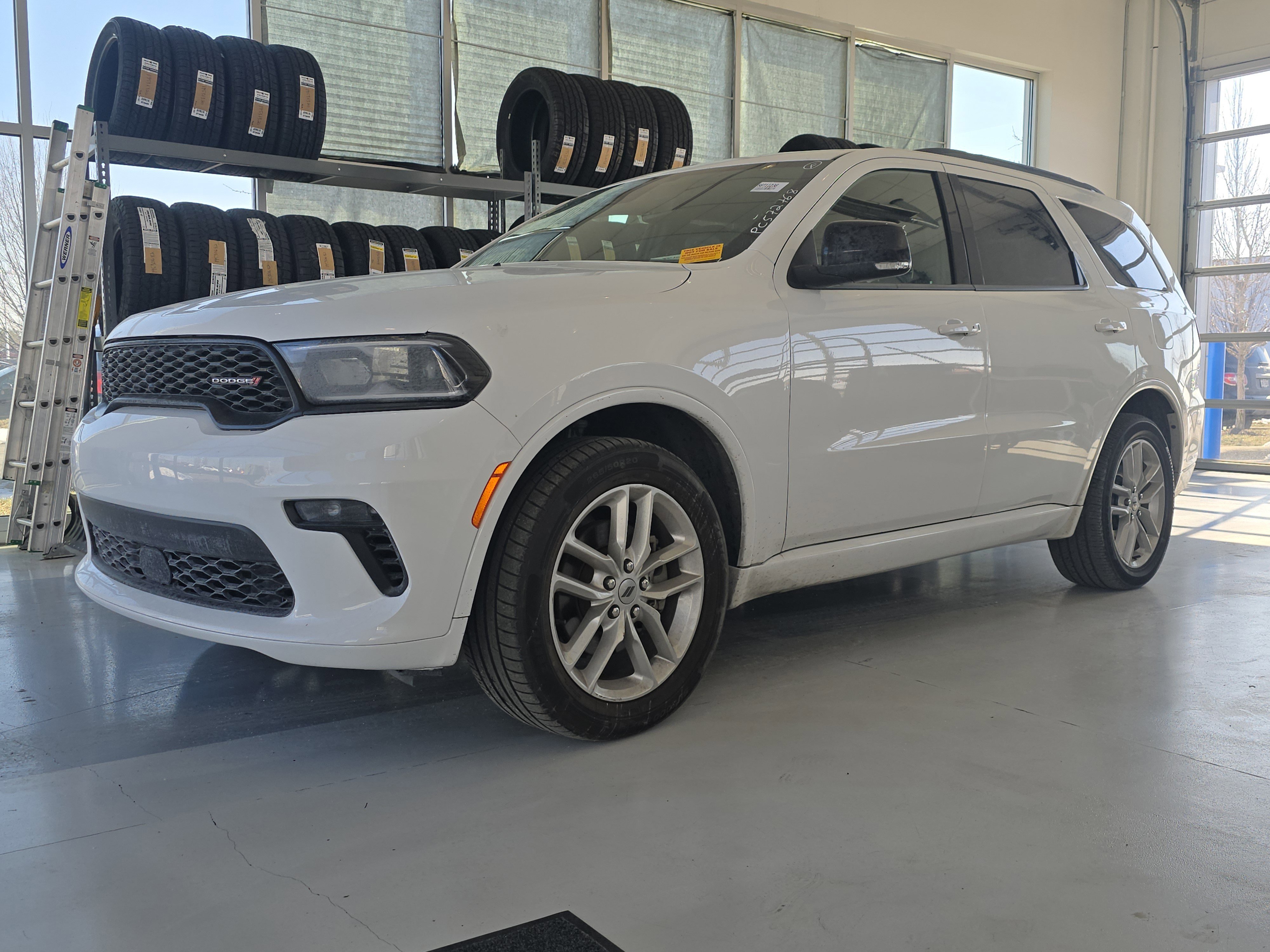 Used 2023 Dodge Durango GT image 4
