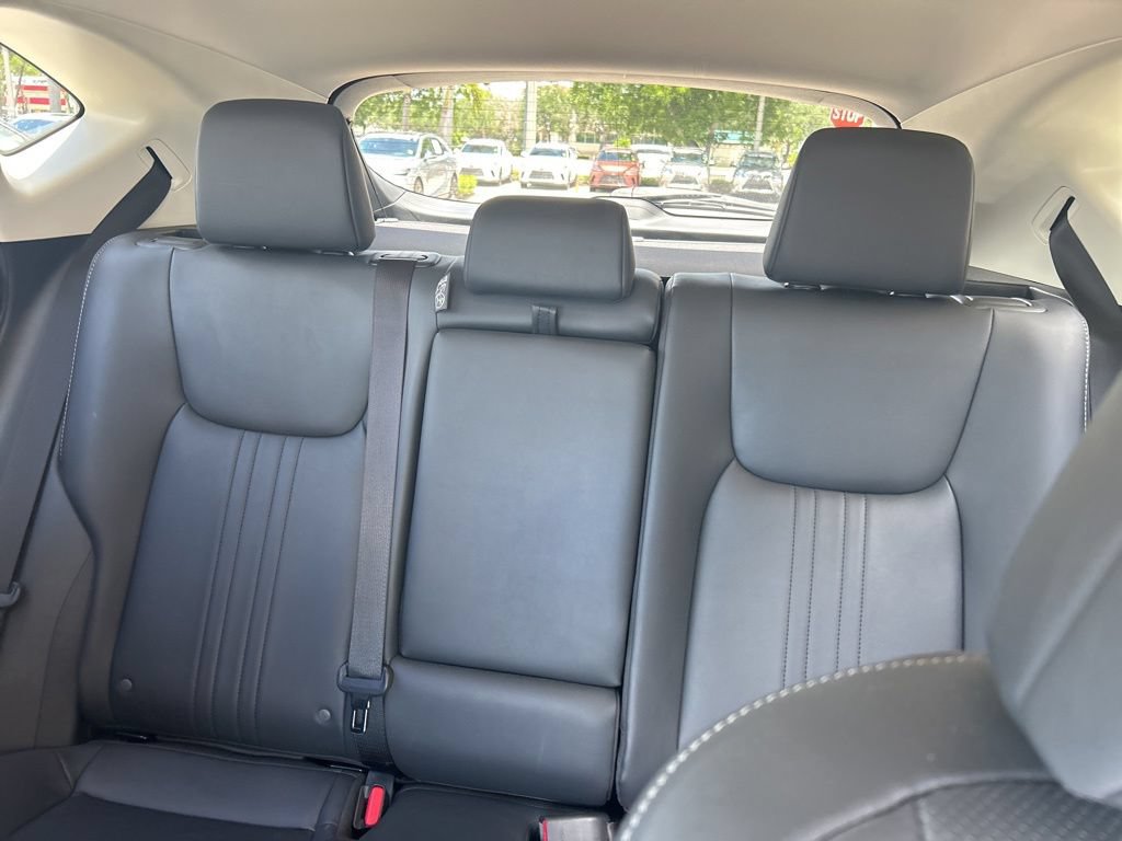 Used 2023 Lexus NX 250 FWD w/ Towing Package (2000 Lbs) image 16
