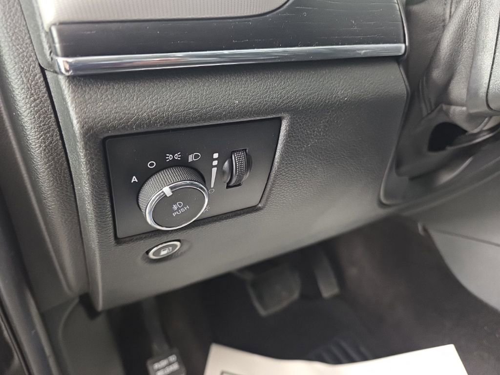 Used 2018 Jeep Grand Cherokee Summit w/ Platinum Series Group image 15