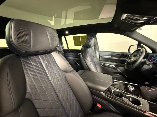 Certified 2026 Cadillac Escalade IQ Sport 1 w/ LPO, Floor Liner Package AWD/4WD image 33