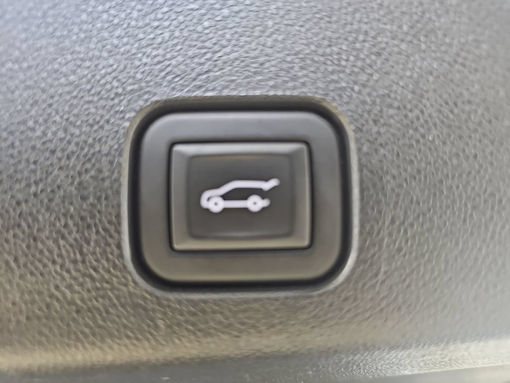 Certified 2024 Chevrolet Traverse LT AWD/4WD image 19