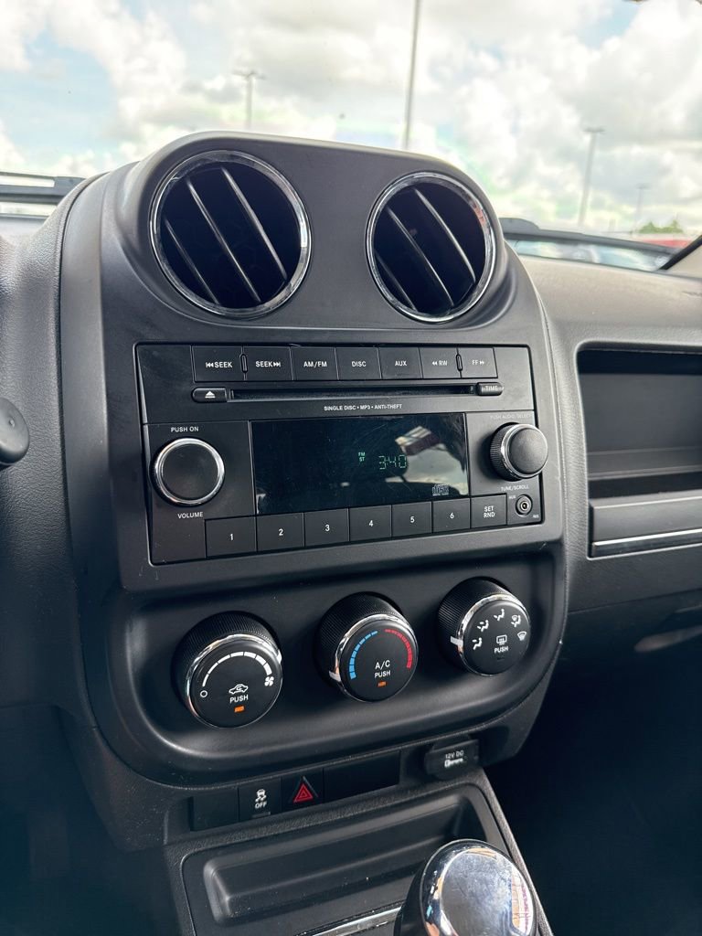 Used 2012 Jeep Compass Sport image 15