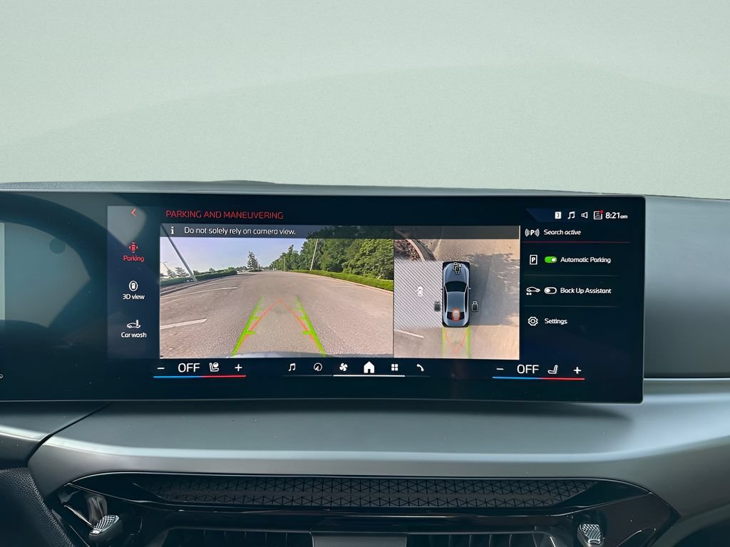 New 2026 BMW 230i Coupe w/ Convenience Package RWD image 16