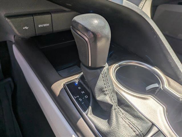Used 2022 Toyota Camry SE image 10