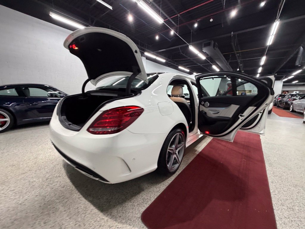 Used 2015 Mercedes-Benz C 400 4MATIC image 56