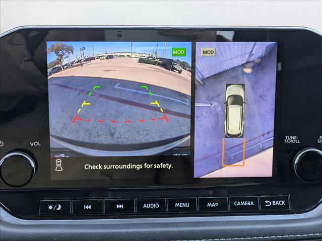 Used 2023 Nissan Rogue SL w/ SL Premium Package image 13