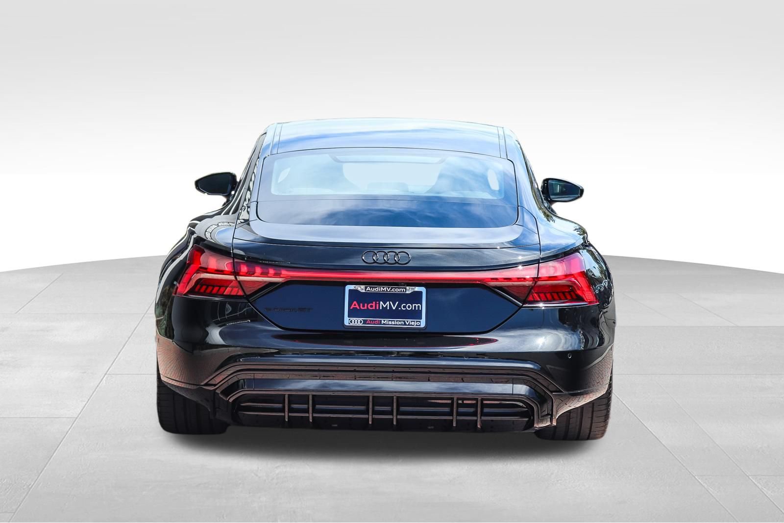 Used 2023 Audi e-tron GT Prestige AWD/4WD image 5