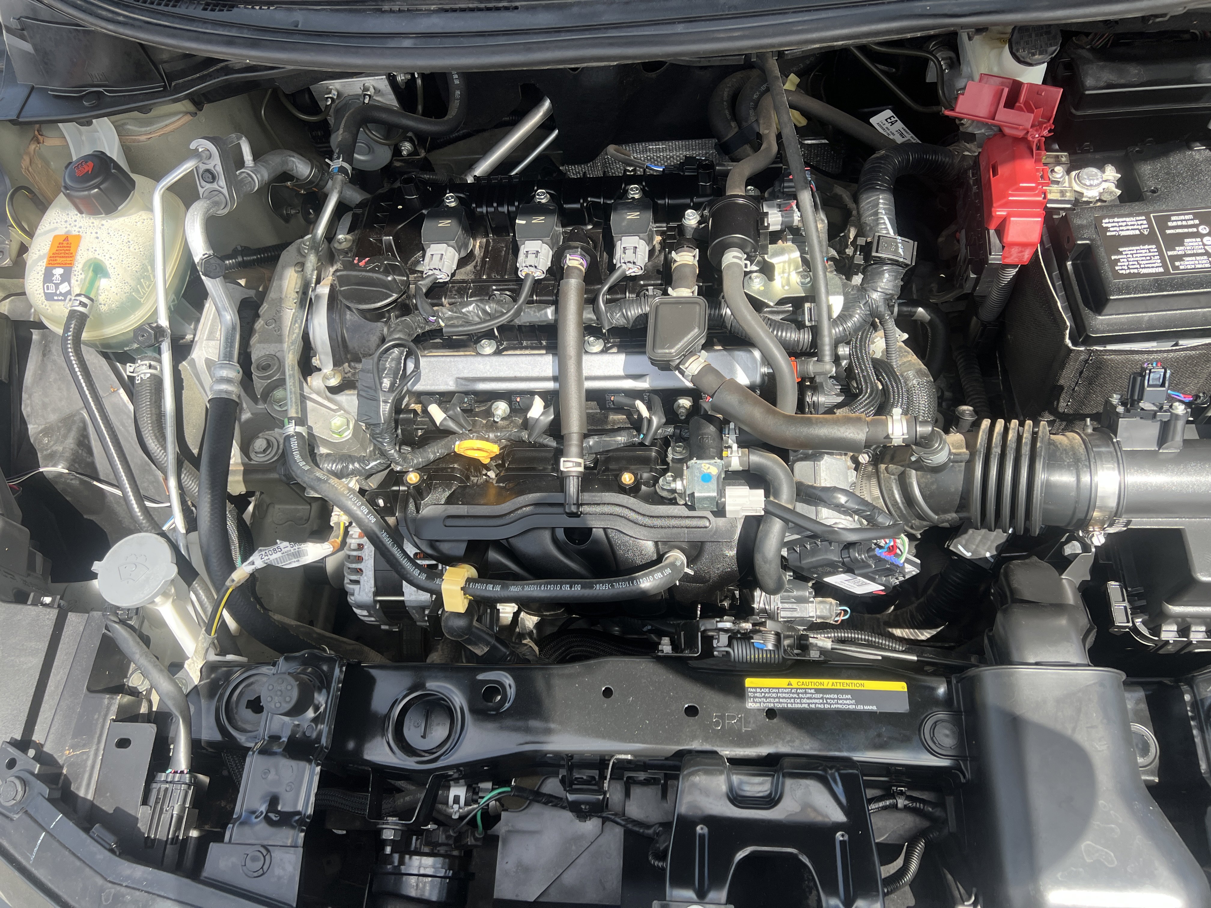 Used 2020 Nissan Versa SR FWD image 21
