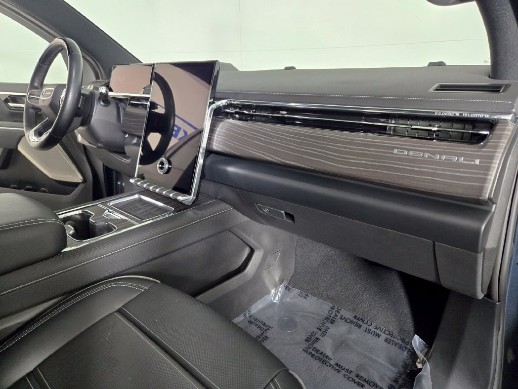 Used 2025 GMC Sierra EV Denali AWD/4WD image 11