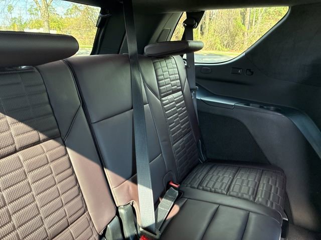 Used 2023 Cadillac Escalade V w/ Heavy-Duty Trailer Package image 27