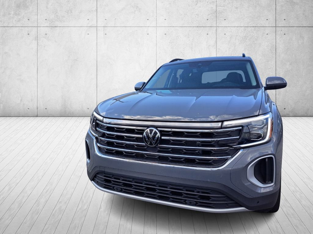 New 2026 Volkswagen Atlas SE image 2