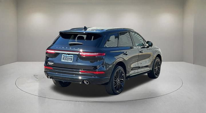 New 2025 Lincoln Corsair Reserve w/ Jet Appearance Package AWD/4WD image 8