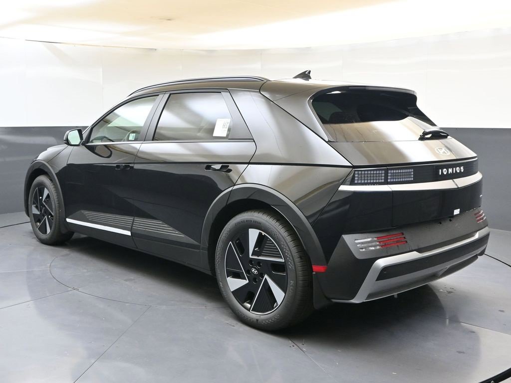New 2025 Hyundai Ioniq 5 SEL image 3
