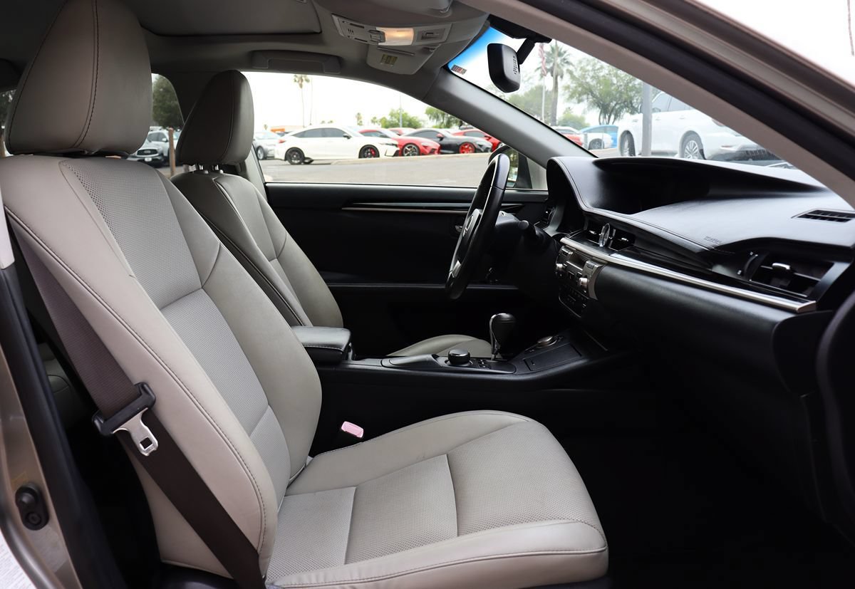 Used 2015 Lexus ES 350 FWD image 34