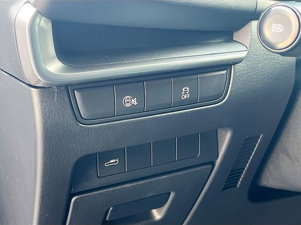 Used 2025 MAZDA MAZDA3 s image 10