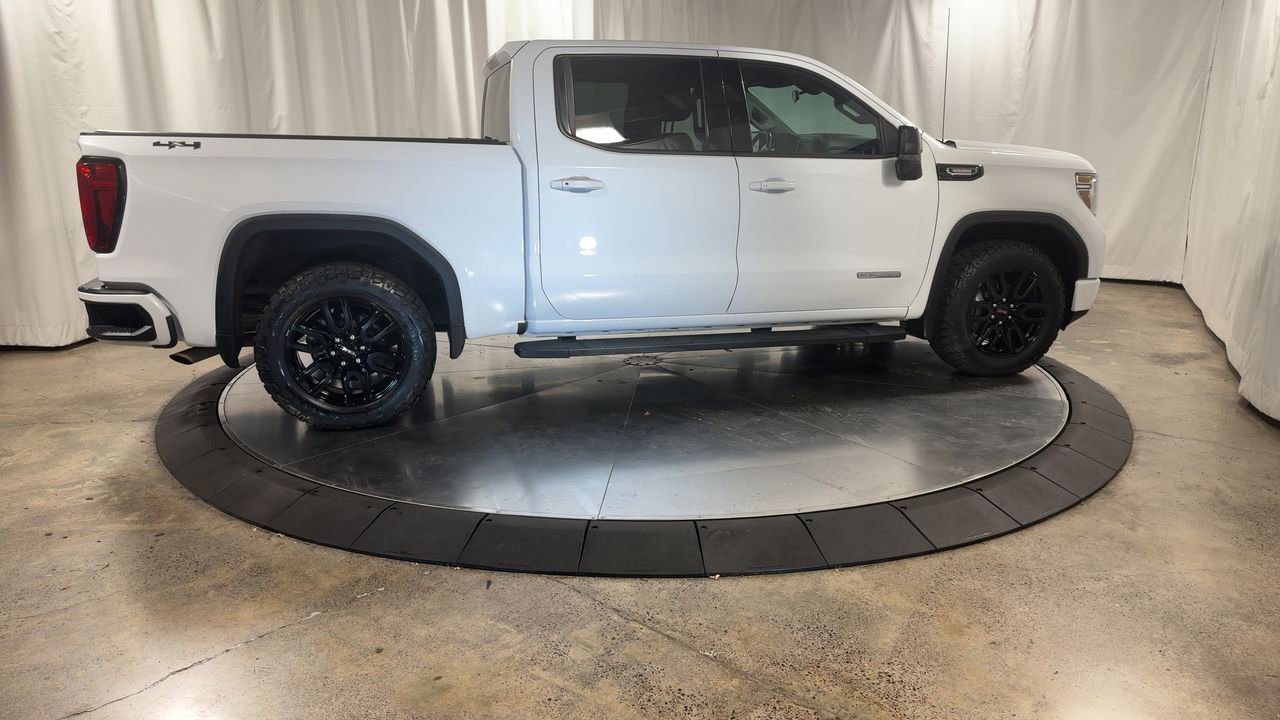 Used 2020 GMC Sierra 1500 Elevation w/ Elevation Value Package image 9