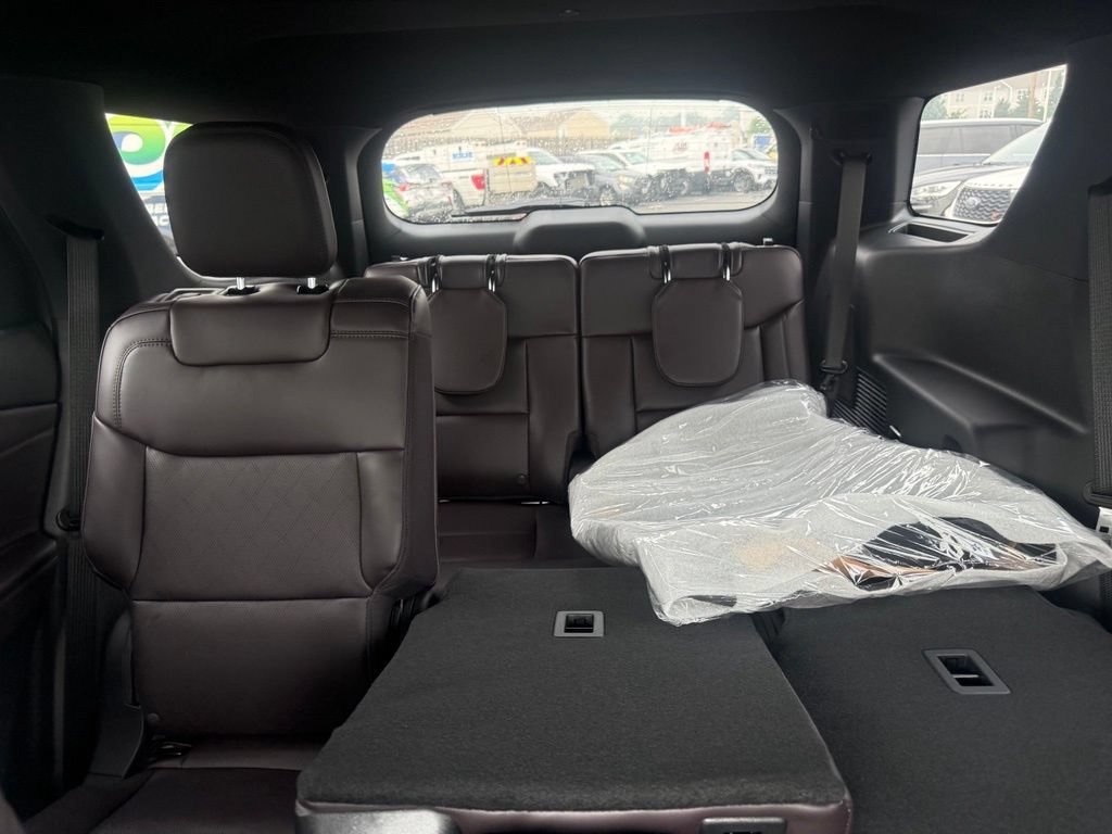 New 2026 Ford Explorer Platinum AWD/4WD image 28