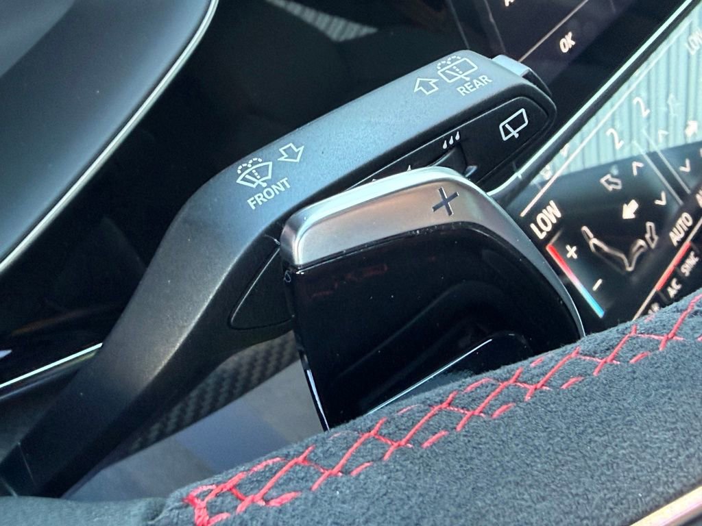 Used 2024 Audi RS Q8 w/ Black Optic Package image 27