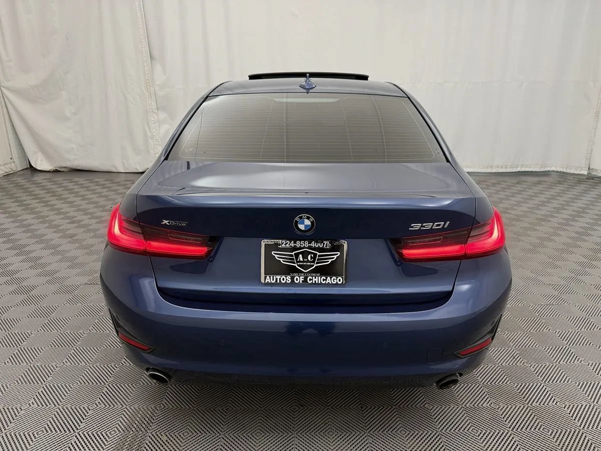Used 2021 BMW 330i xDrive Sedan w/ Premium Package AWD/4WD image 5