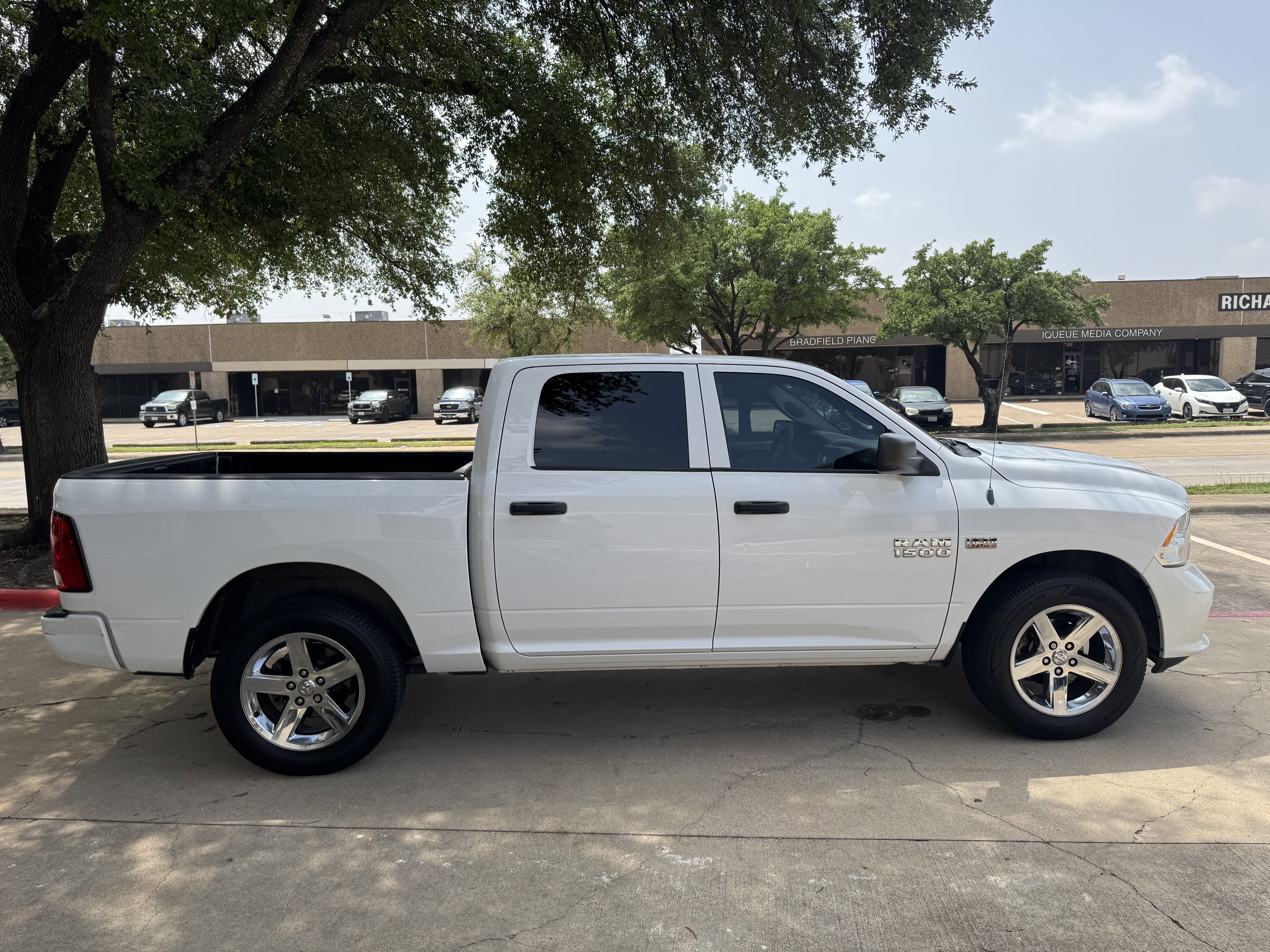 Used 2013 RAM 1500 Express RWD image 5