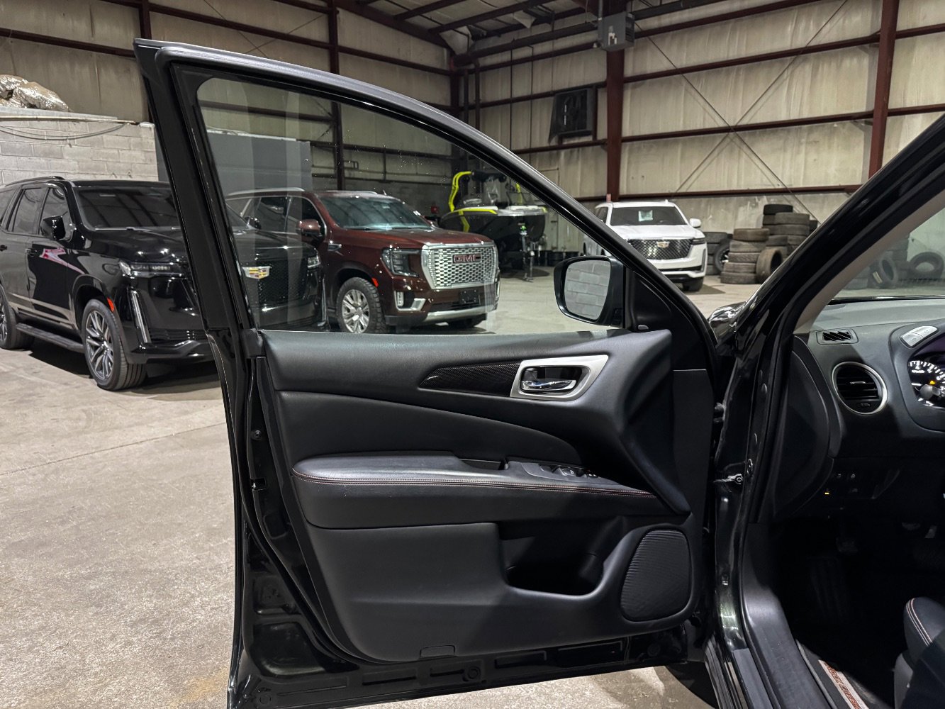 Used 2020 Nissan Pathfinder SV w/ Rock Creek Edition image 10