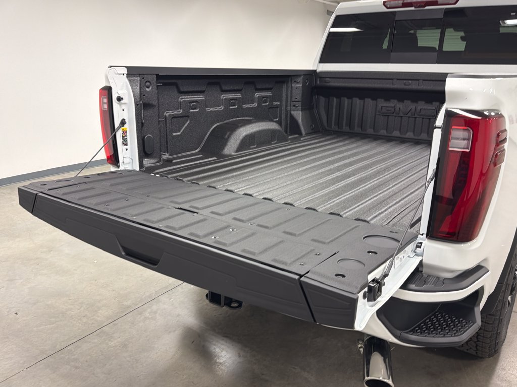 New 2026 GMC Sierra 3500 Denali w/ Denali Reserve Package AWD/4WD image 19