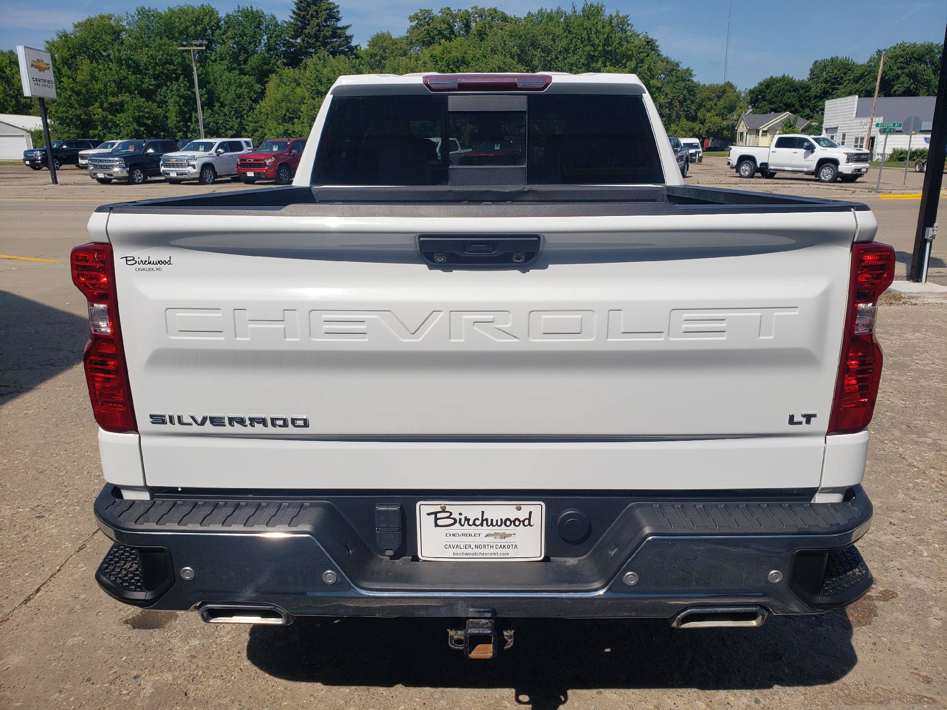 Used 2023 Chevrolet Silverado 1500 LT AWD/4WD image 6