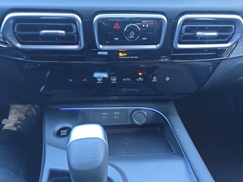 New 2026 Nissan Sentra SR w/ Floor Mat Package image 12