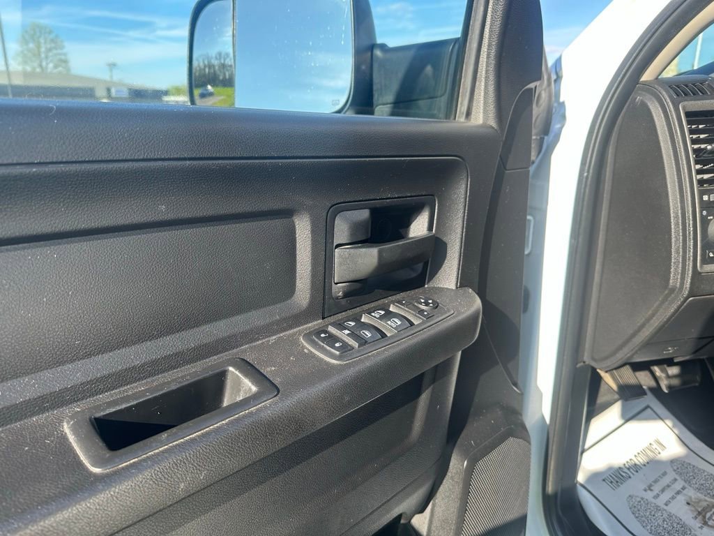Used 2018 RAM 3500 Tradesman w/ Chrome Appearance Group AWD/4WD image 10