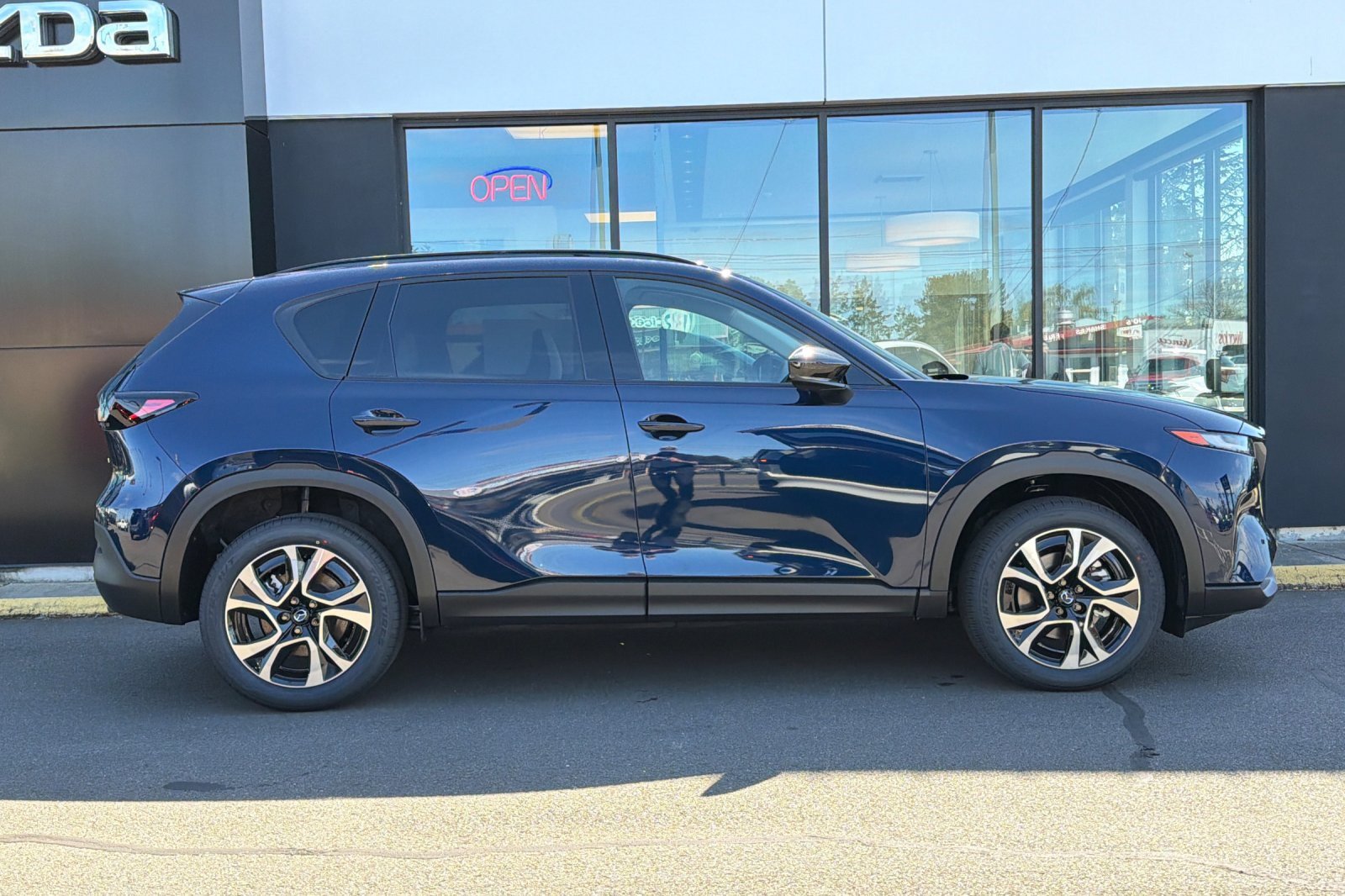 Used 2026 MAZDA CX-5 Preferred AWD/4WD image 3