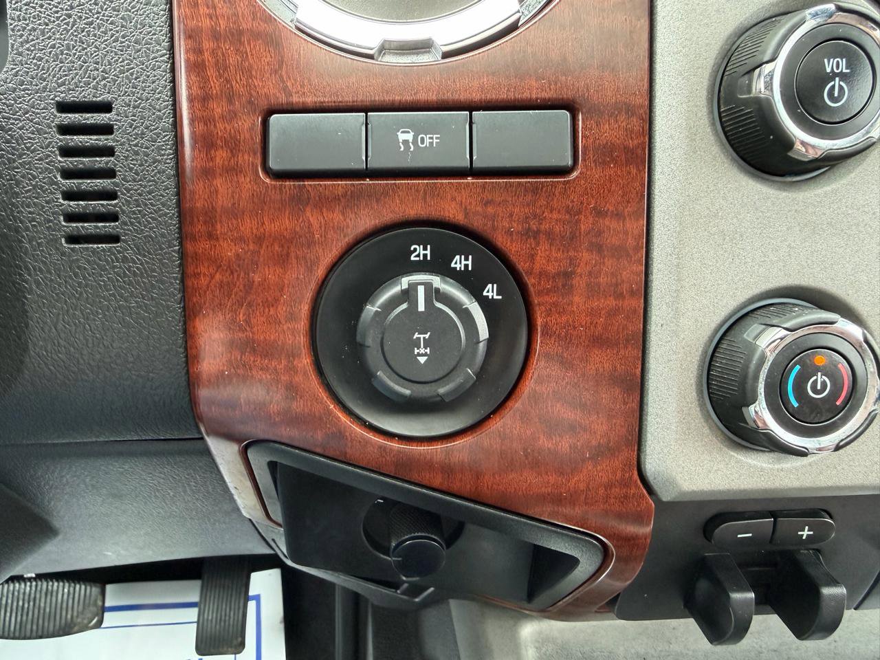 Used 2014 Ford F350 King Ranch AWD/4WD image 17