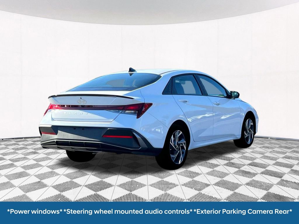Used 2025 Hyundai Elantra Sport w/ Cargo Package image 12