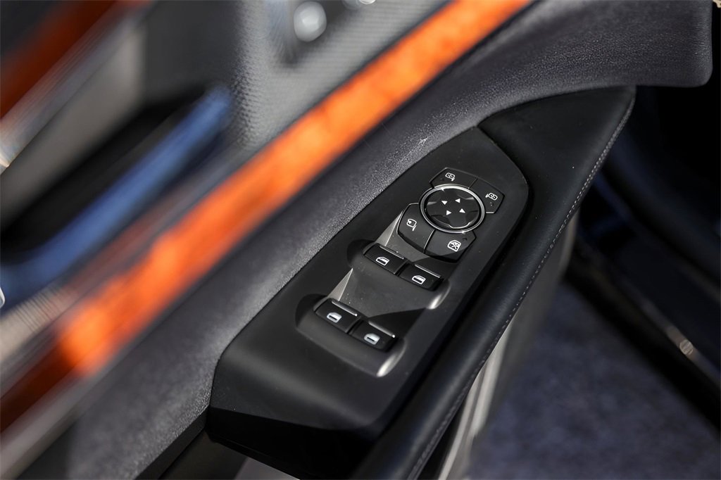 Used 2020 Lincoln Nautilus Reserve w/ Monochromatic Package image 21