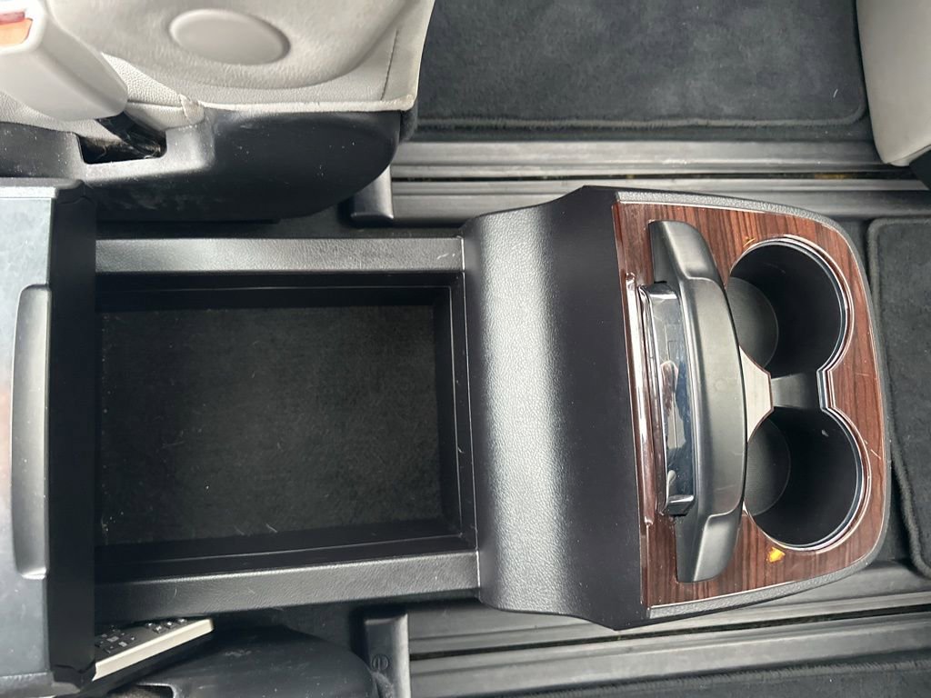 Used 2020 Toyota Sienna Limited Premium w/ Carpet Mat Package image 22