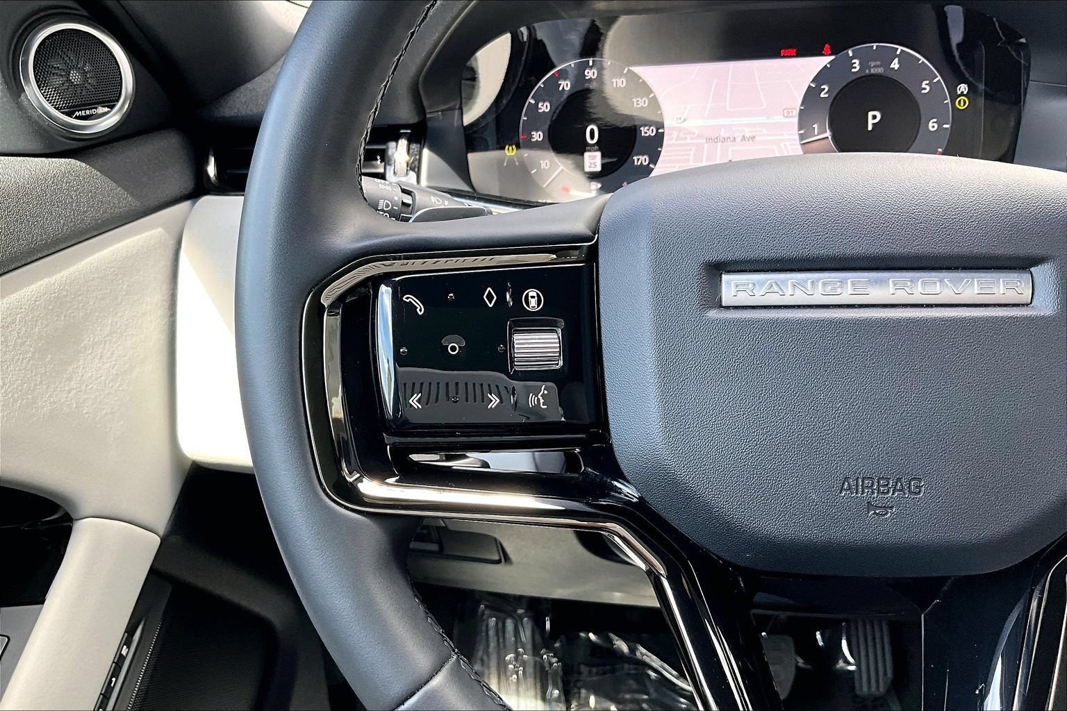 Certified 2026 Land Rover Range Rover Evoque S AWD/4WD image 17