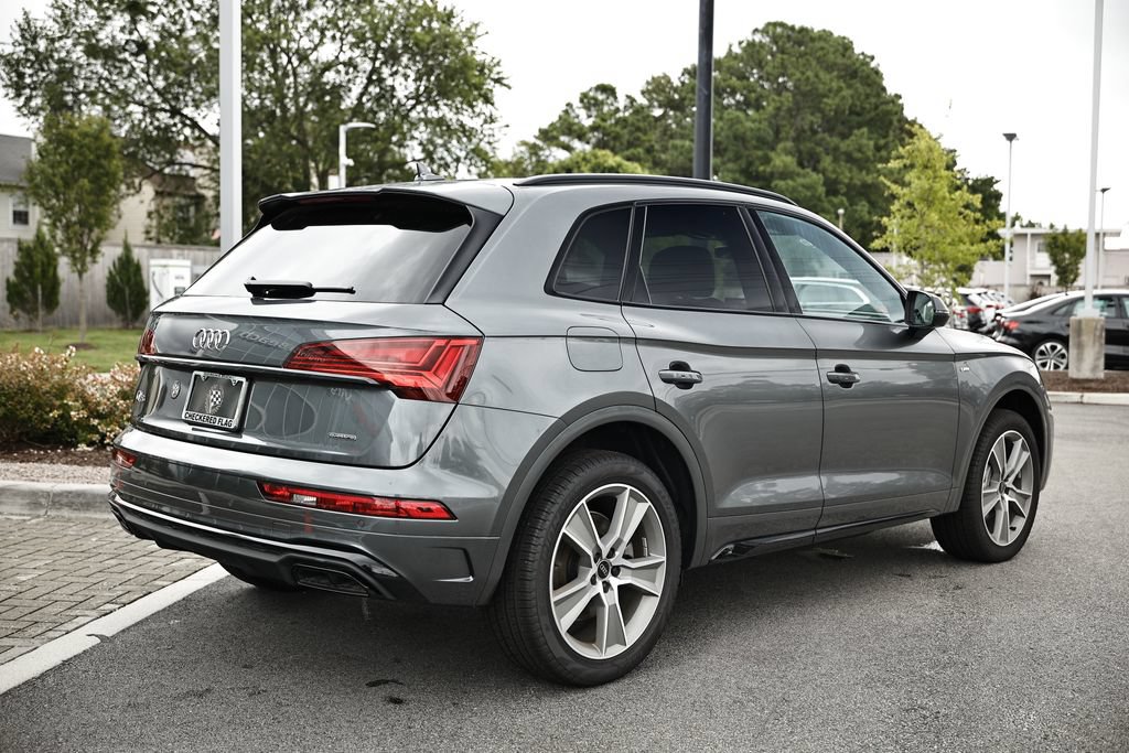 Used 2025 Audi Q5 Premium Plus w/ Premium Plus AWD/4WD image 7