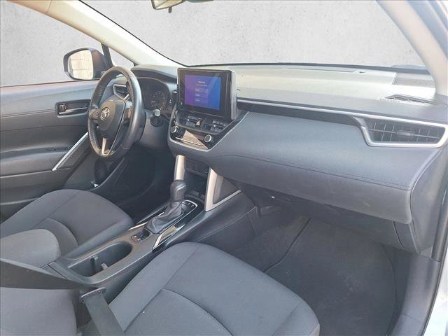 Certified 2024 Toyota Corolla Cross LE image 19
