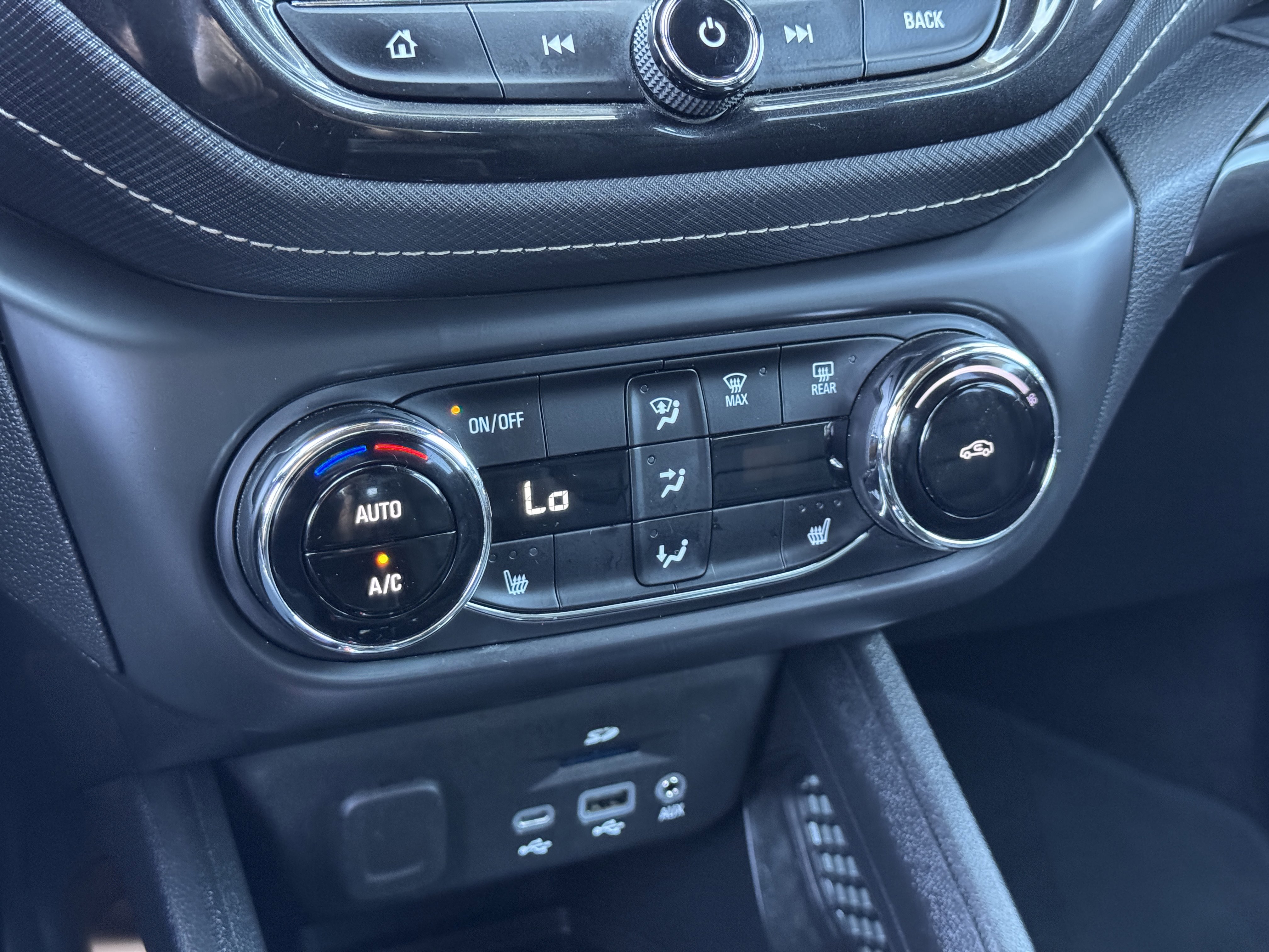 Certified 2022 Chevrolet TrailBlazer ACTIV w/ Technology Package image 26