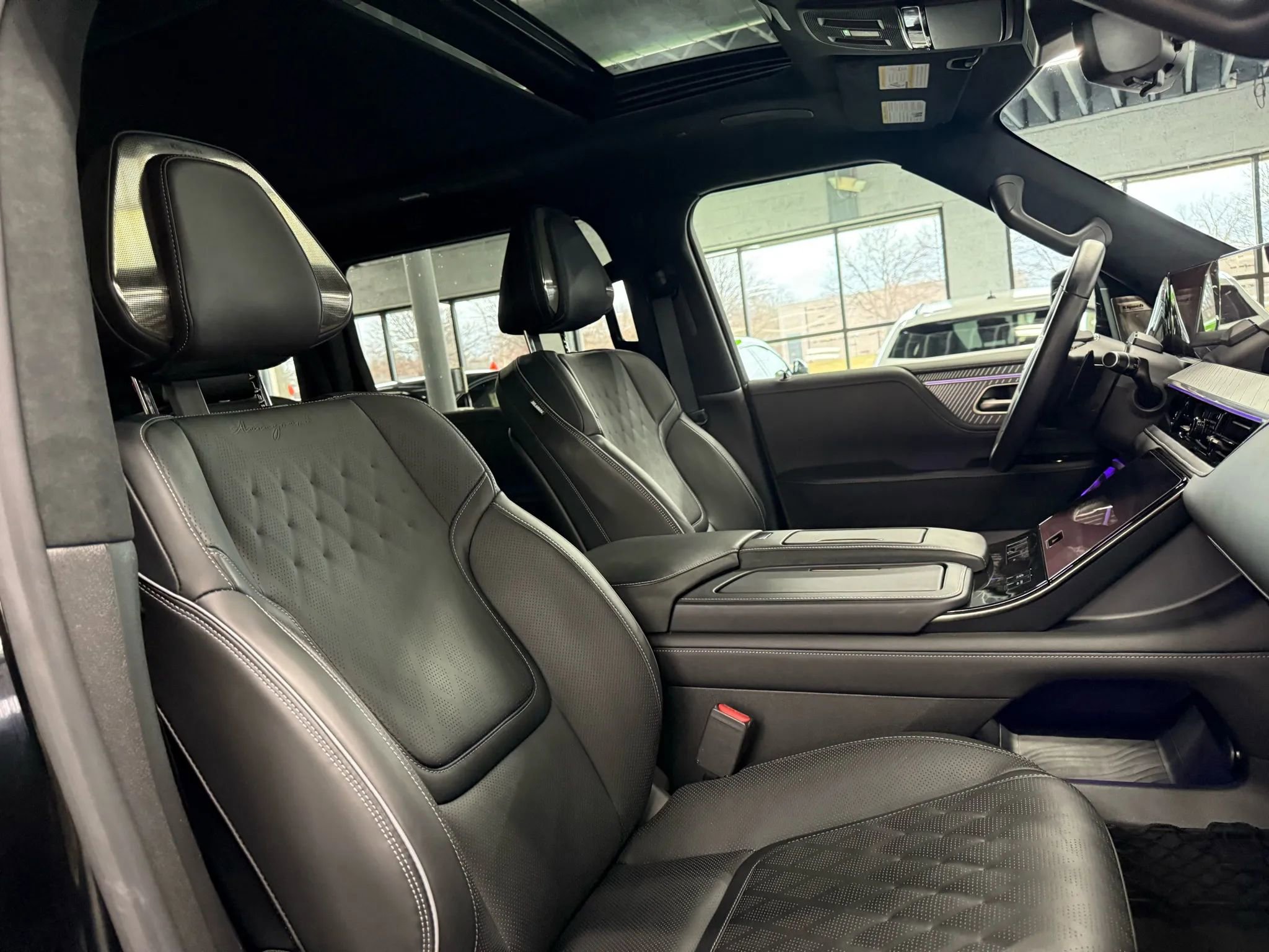 Used 2025 INFINITI QX80 Autograph w/ Premium Cargo Package image 24