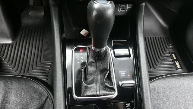 Used 2022 Jeep Compass Limited AWD/4WD image 22