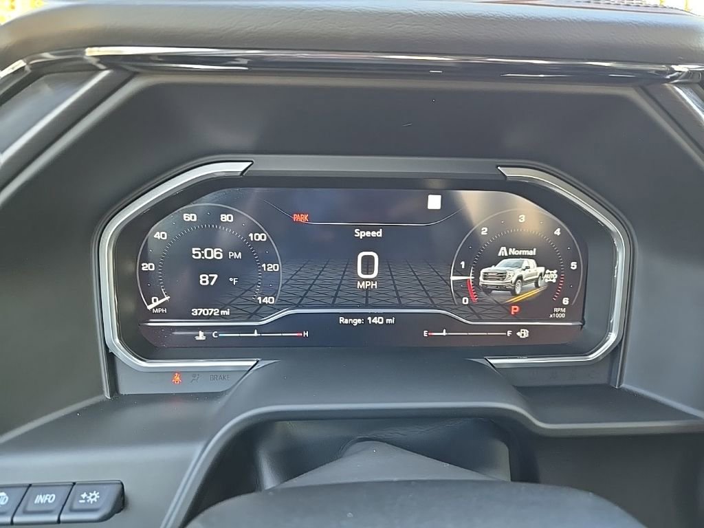 Used 2023 GMC Sierra 1500 AT4 w/ AT4 Premium Package AWD/4WD image 18