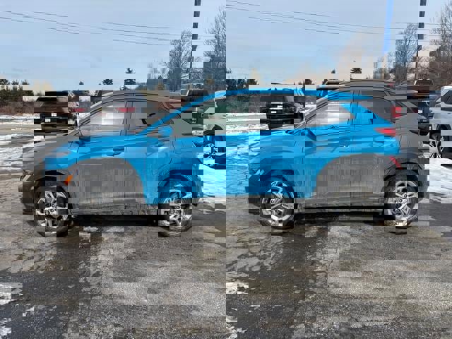 Used 2023 Hyundai Kona SEL image 4