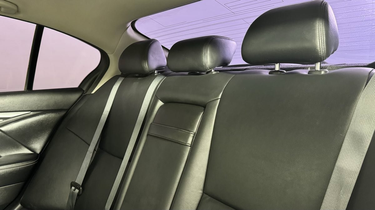 Used 2015 INFINITI Q50 Premium w/ Cargo Package RWD image 31