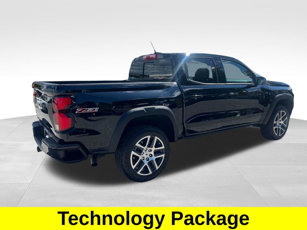 Used 2024 Chevrolet Colorado Z71 w/ Z71 Convenience Package 2 image 6