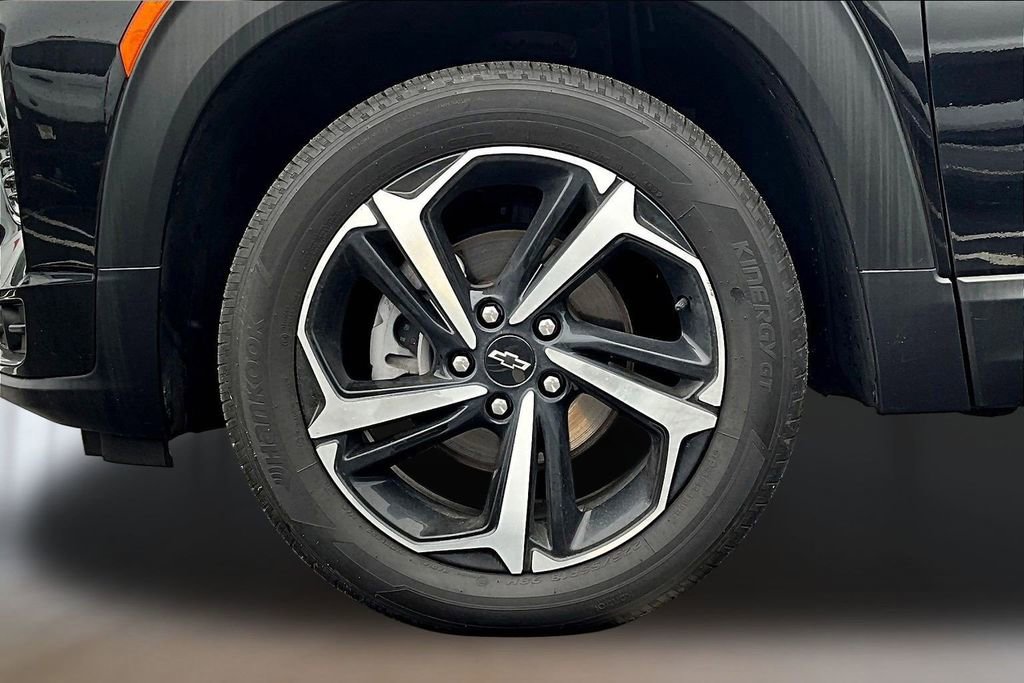 Used 2023 Chevrolet TrailBlazer RS w/ Sun and Liftgate Package AWD/4WD image 33